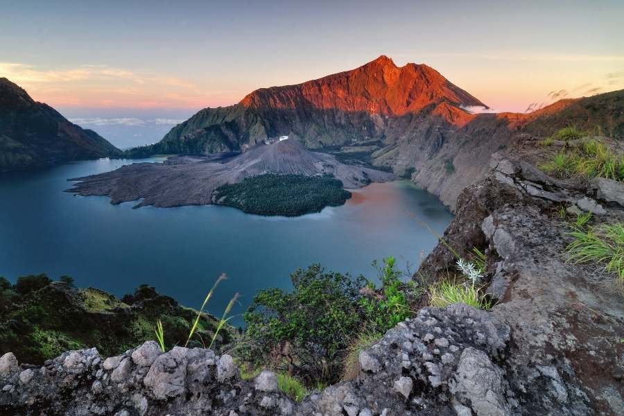 Lombok rinjani volcano