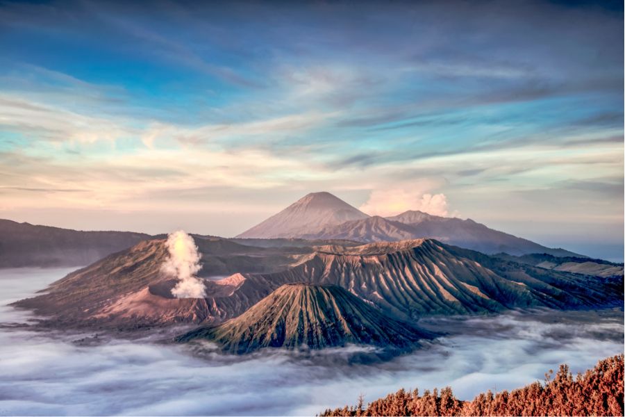 Travel the world - mount bromo