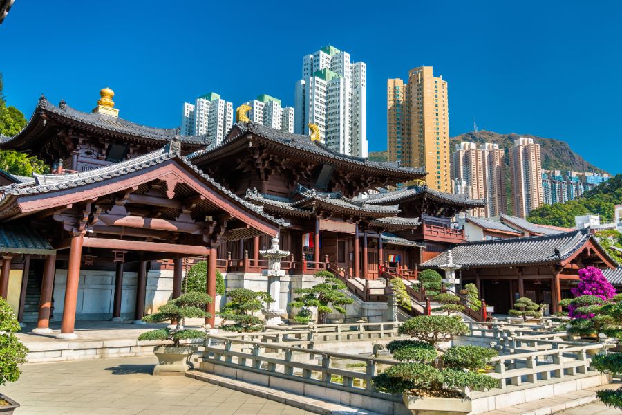 Temples in Hong Kong worth visiting - Chi Lin Nunnery