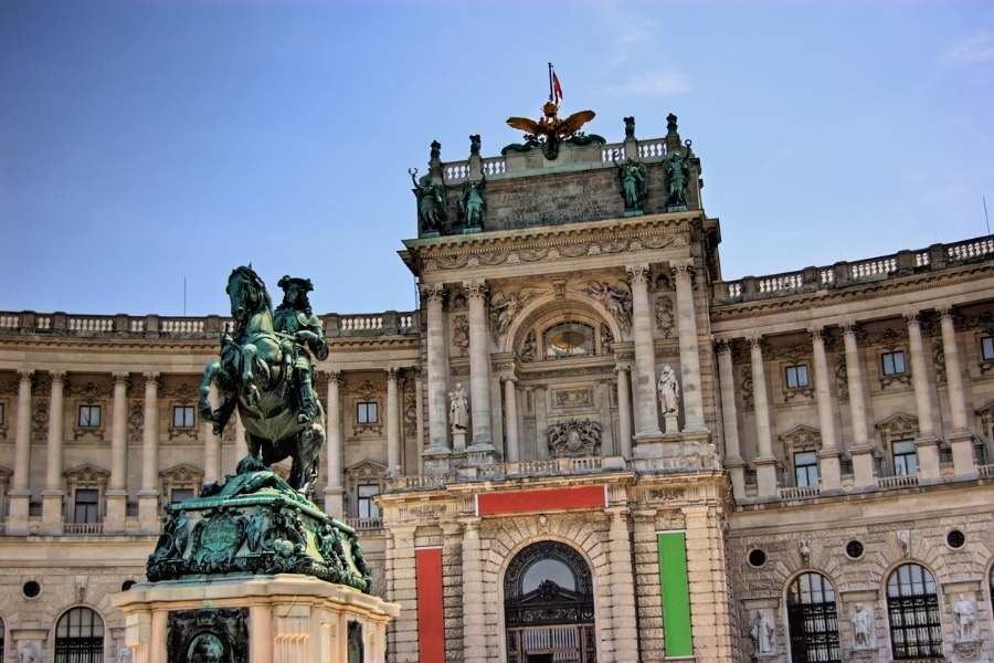 Things To Do in Vienna - Heldenplatz