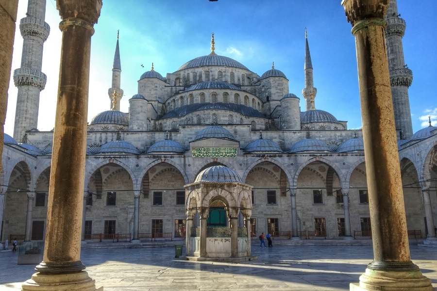 Things to Do in Istanbul - blue mosque