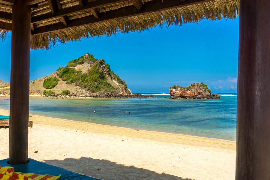 kuta beach lombok