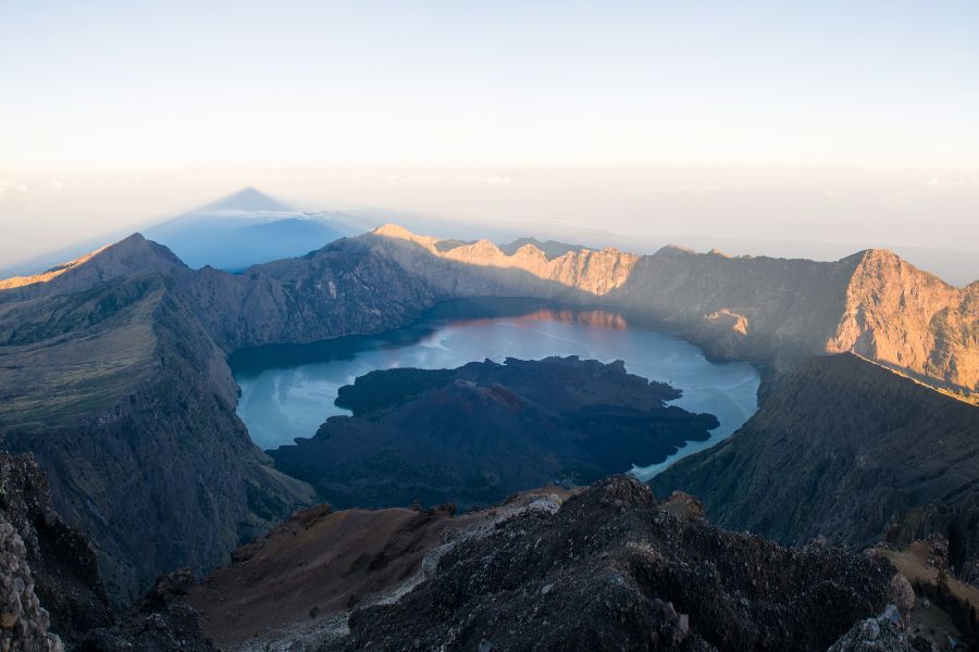 mount rinjani view from the summit