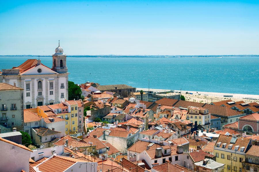 Travel Europe – 10 Places You Must Not Miss While Travelling in Europe - Lisbon