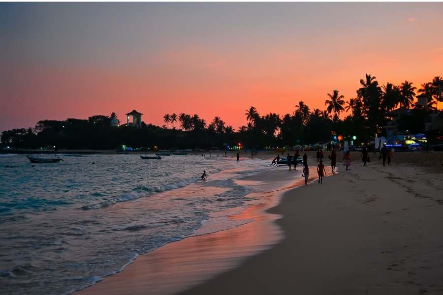 Unawatuna Beach