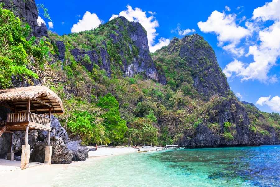 A Solo Traveler's Guide to Palawan, Philippines