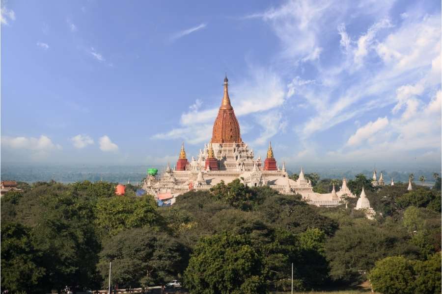 Travel Guide to Bagan - Ananda Temple