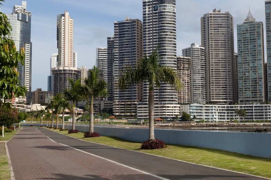 Panama city travel guide - - Cinta Costera