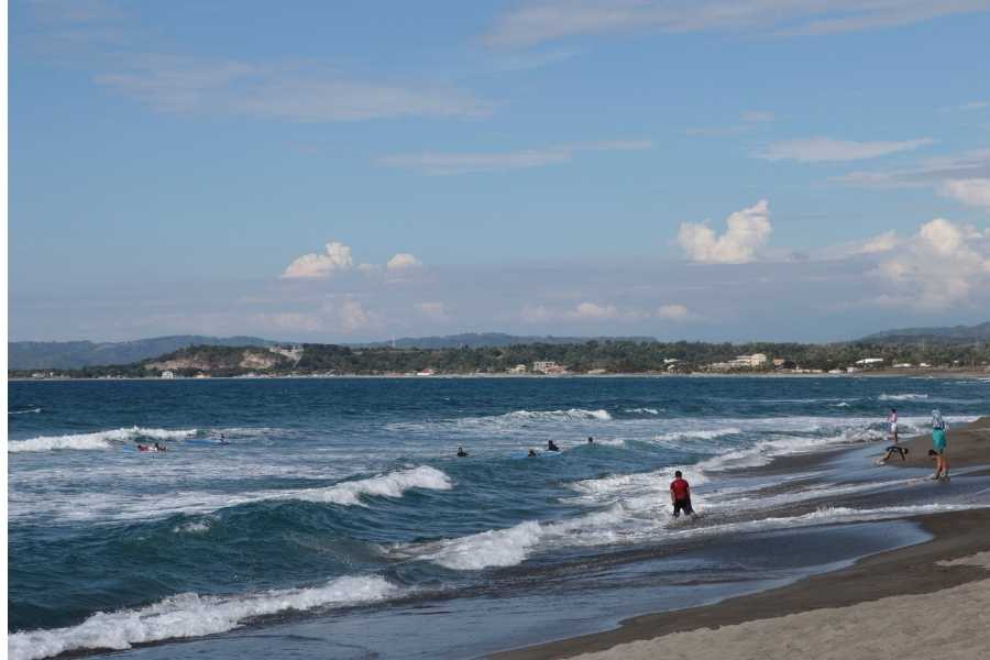 Top 5 Surf Towns in the Philippines - La Union beach