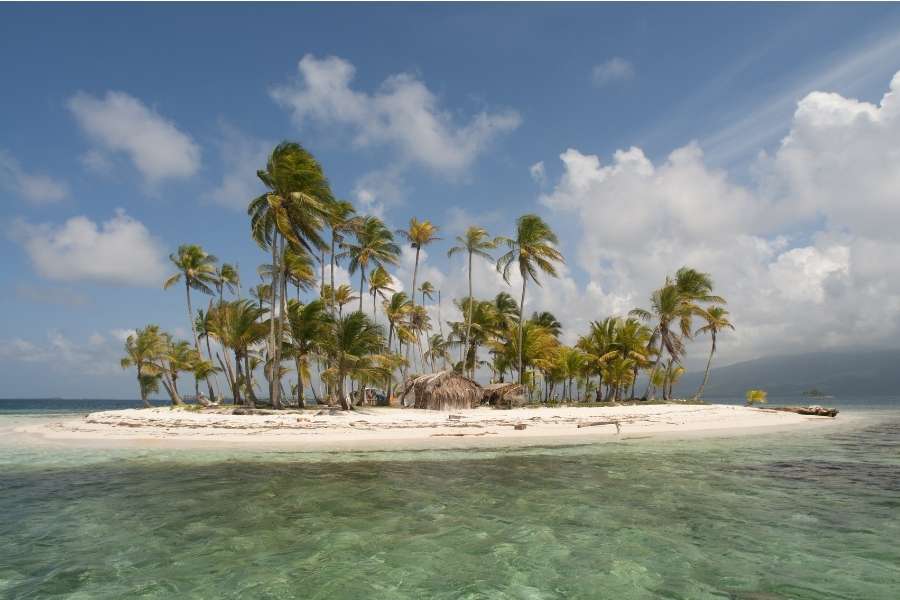 Travel Panama On A Budget - San Blas panama