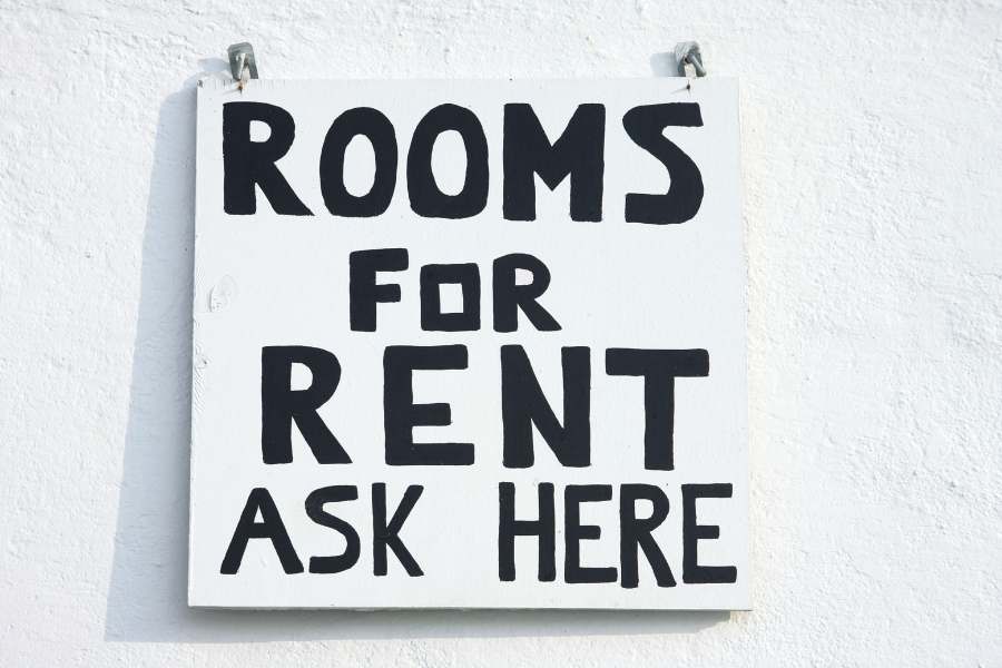 Raise funds for travelling - Rent Out a Room