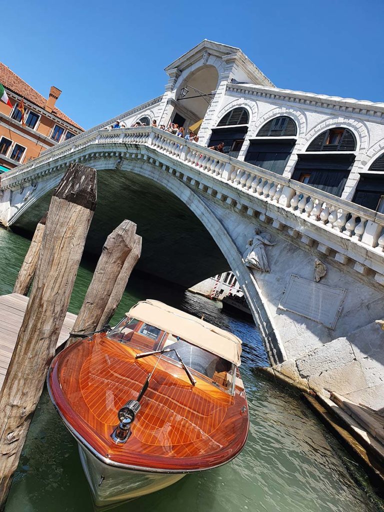 Venice Digital Nomad Stay - Rialto Bridge Venice