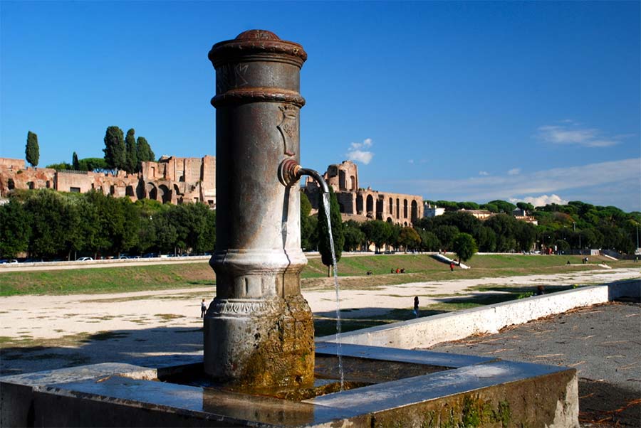 Nasori - public drinking water Rome