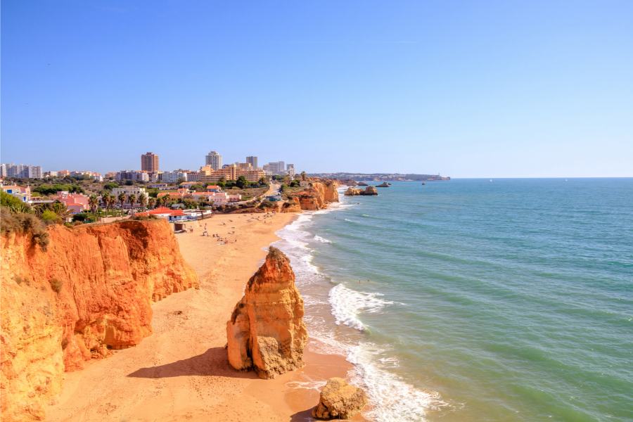 Sunny European Winter Destinations for Digital Nomads - Algarve Portugal