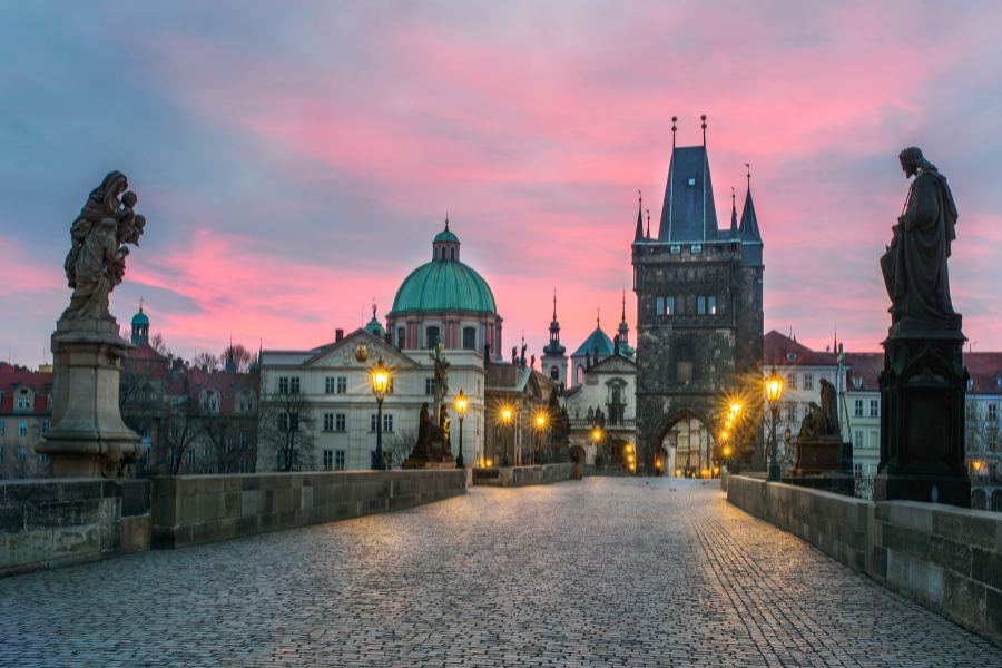 Guide to Prague - Charles bridge