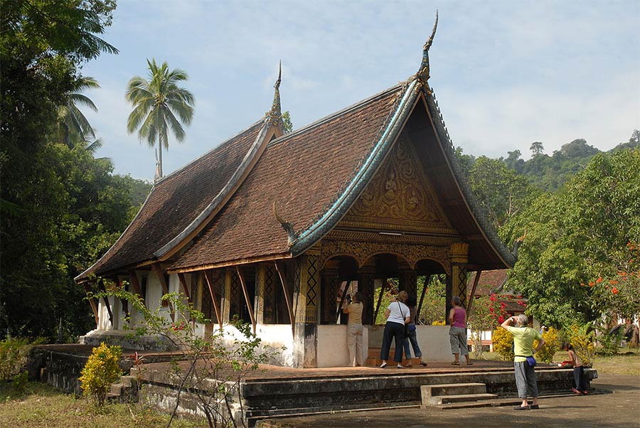 Luang Prabang Travel Guide - Wat Long Khoun