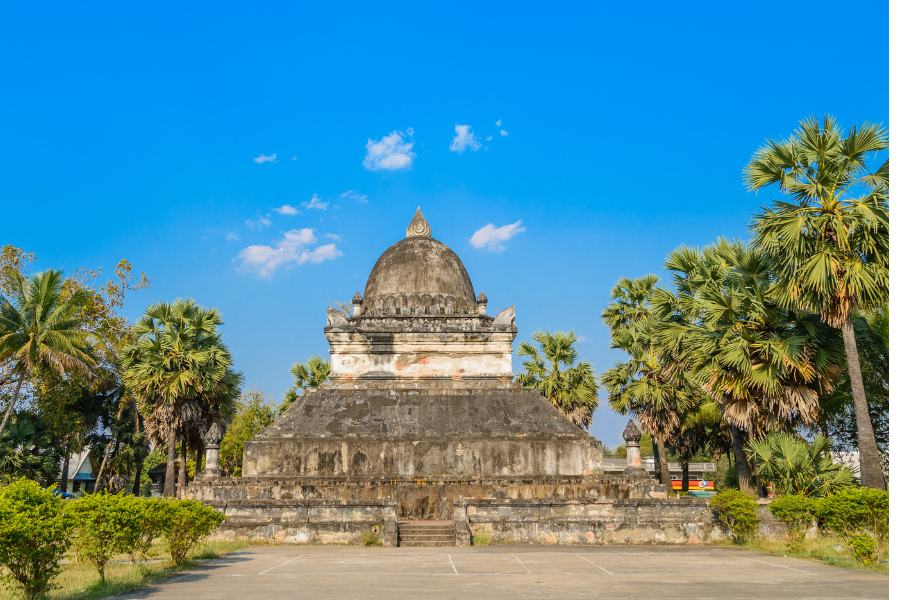 Luang Prabang Travel Guide - Wat Wisunarat Luang Prabang