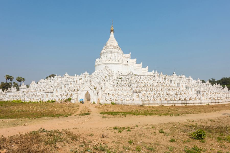 Mandalay Travel Guide - Hsinbyume Pagoda