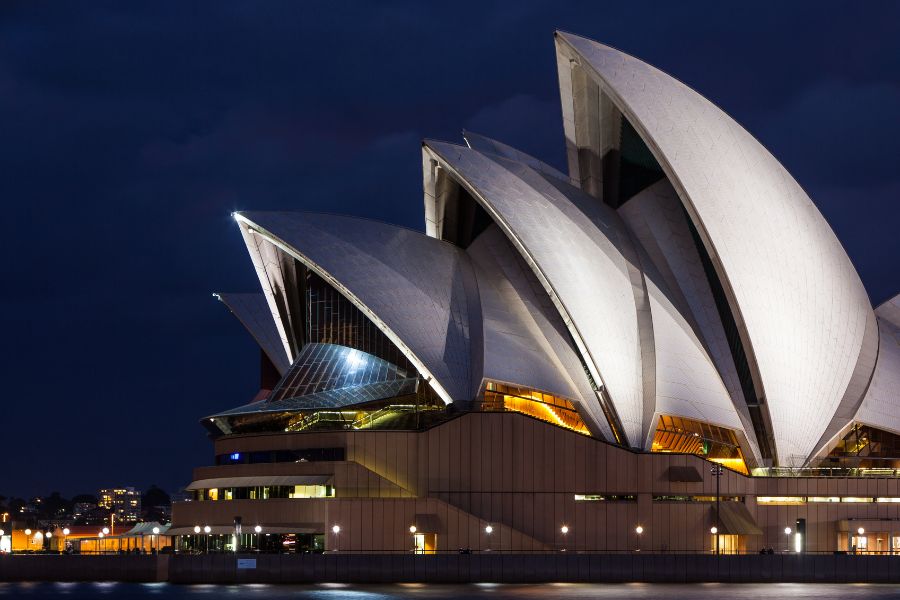 Sydney Travel Guide - Sydney Opera House