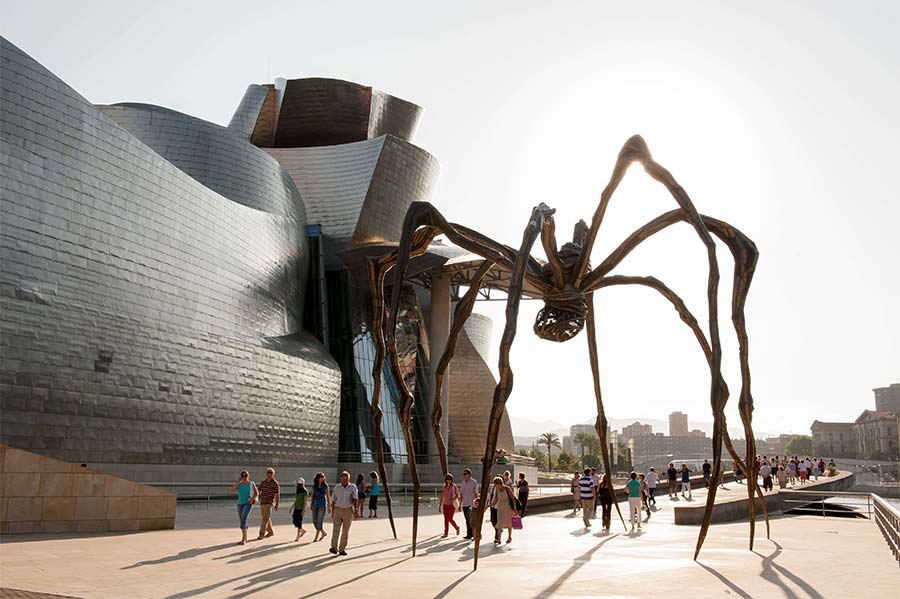 Manan Guggenheim Museum Bilbao