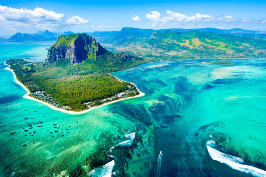 Mauritius for Digital Nomads - The Perfect Destination 