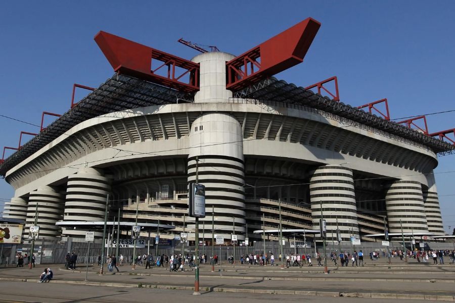  Experience Milan in Style - San Siro Stadium Tour