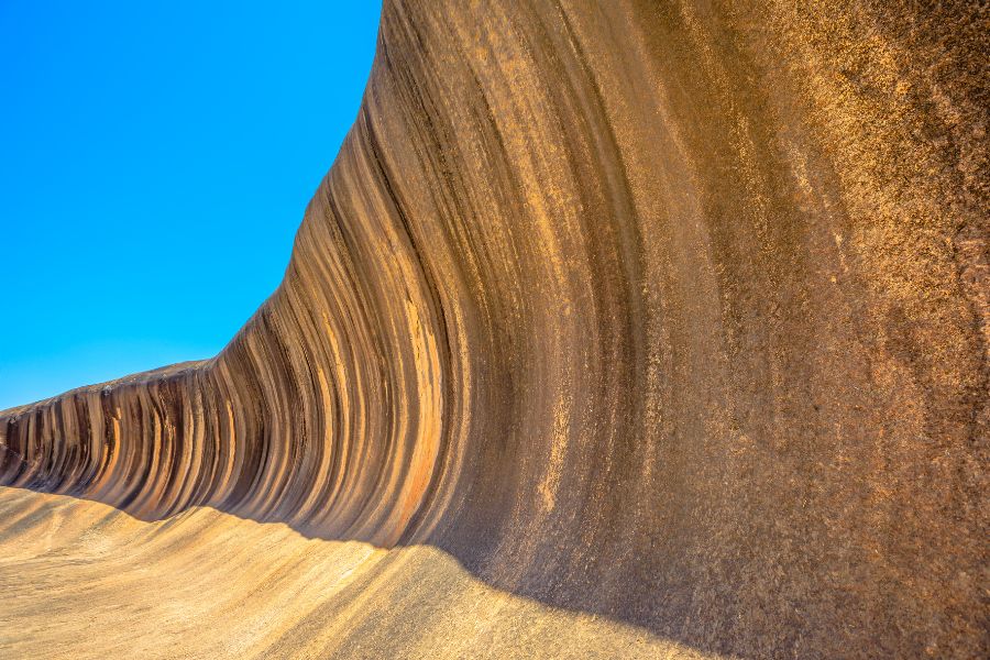 10 Incredible Things You Can Only Find in Australia - Wave Rock