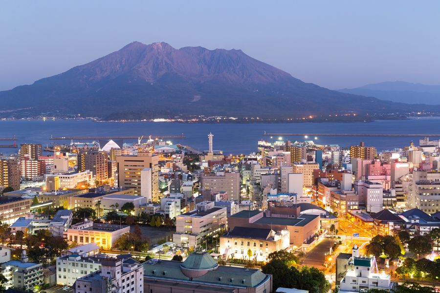 Exploring Japan's Volcanic Wonders - Sakurajima