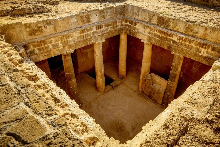 Tombs of the kings cyprus