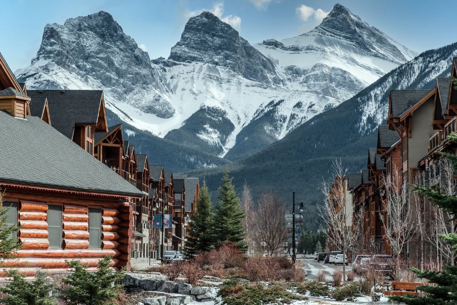 Canmore three sisters