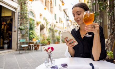 Why Staying Connected is Essential for Modern Travellers