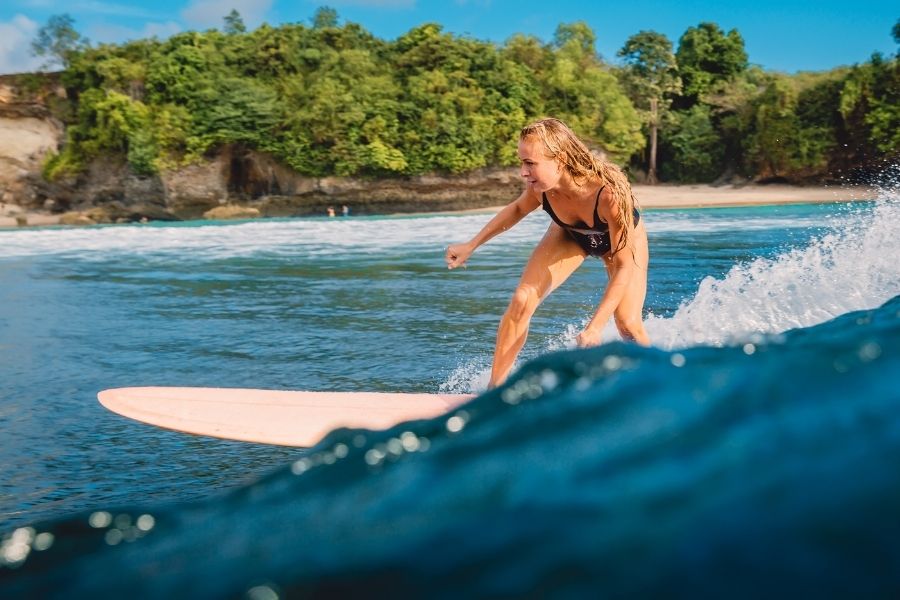 Surfing woman 