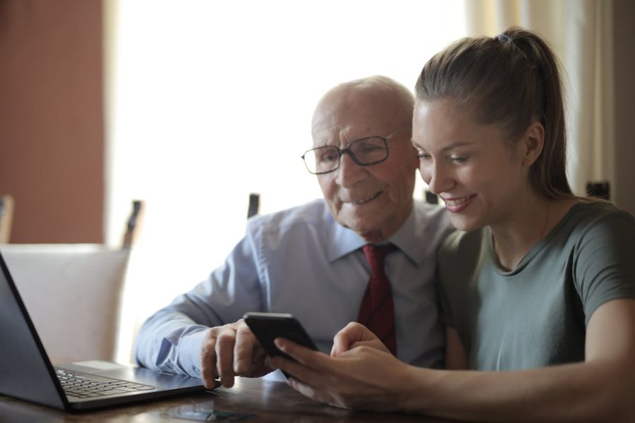 Smart Safety Tools for Aging Parents When You’re Abroad