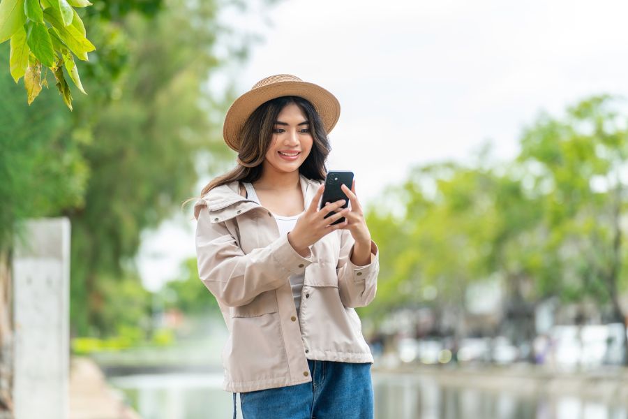 Are eSIM Plans Cheaper Than Roaming